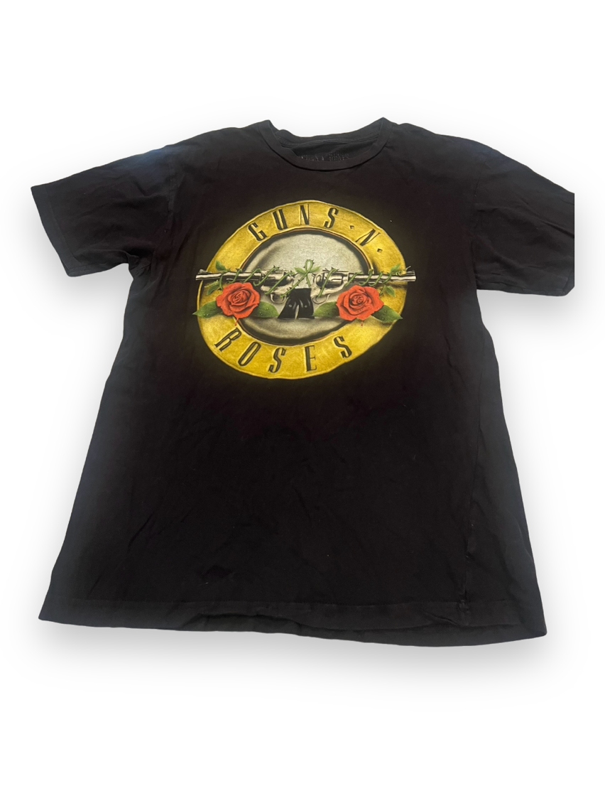 Guns N Roses T shirt (medium)